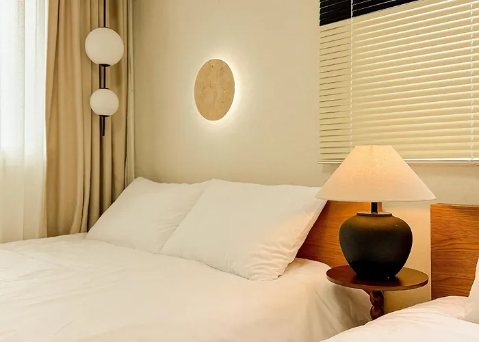 Apartamento Hongdae,6 People,5 Minutes From Hongik Univ Station,direct Airport Bus, Accessible To Itaewon, Seongsu, And Gangnam Seúl