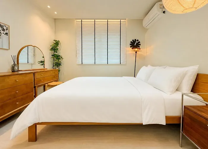Hongdae,6 People,5 Minutes From Hongik Univ Station,direct Airport Bus, Accessible To Itaewon, Seongsu, And Gangnam Apartamento Seúl