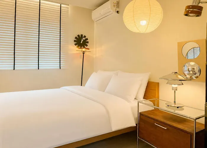Apartamento Hongdae,6 People,5 Minutes From Hongik Univ Station,direct Airport Bus, Accessible To Itaewon, Seongsu, And Gangnam *